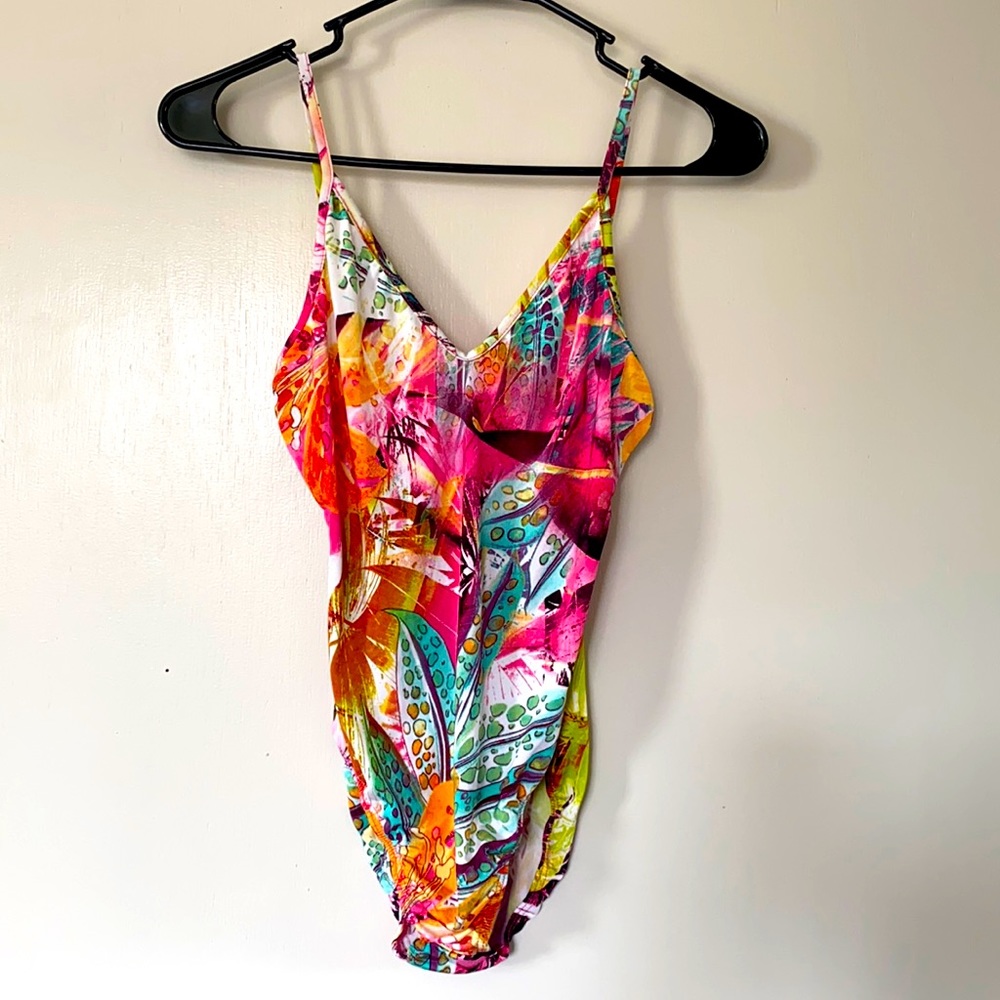 Abstract body suit
